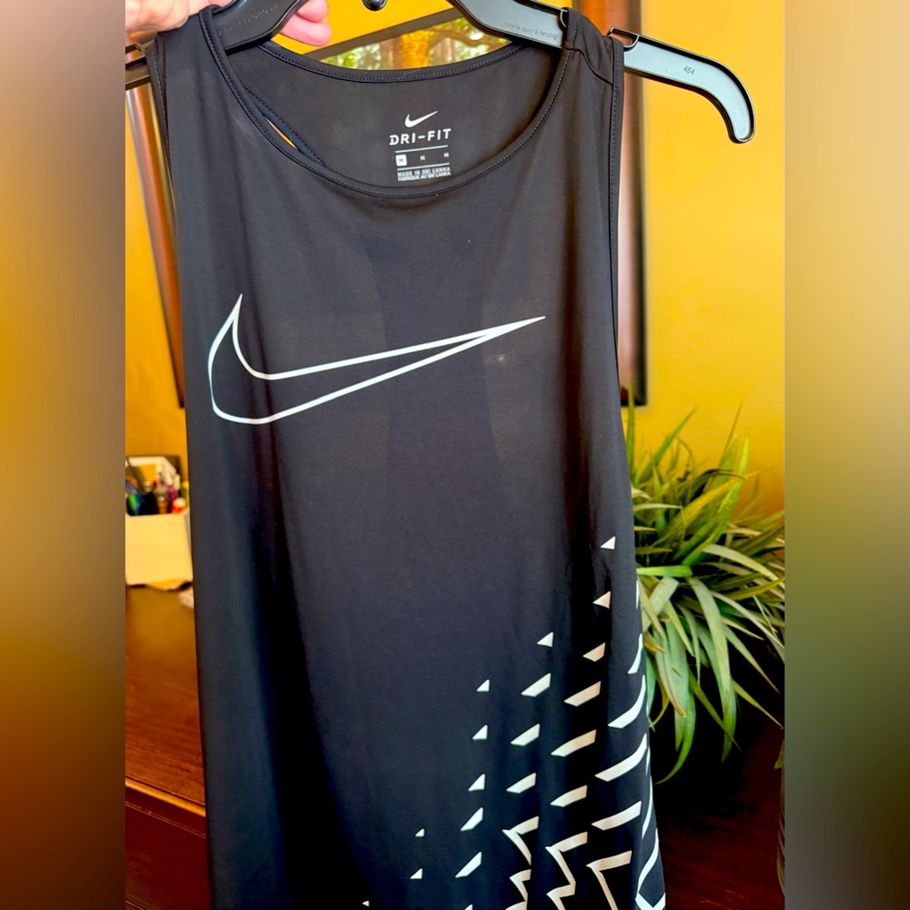 Nike tank, medium, never used